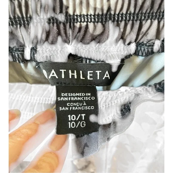 Athleta Savannah Jogger Pants Black Floral Camo Size 10 Tall Athlesiure - Picture 5 of 13